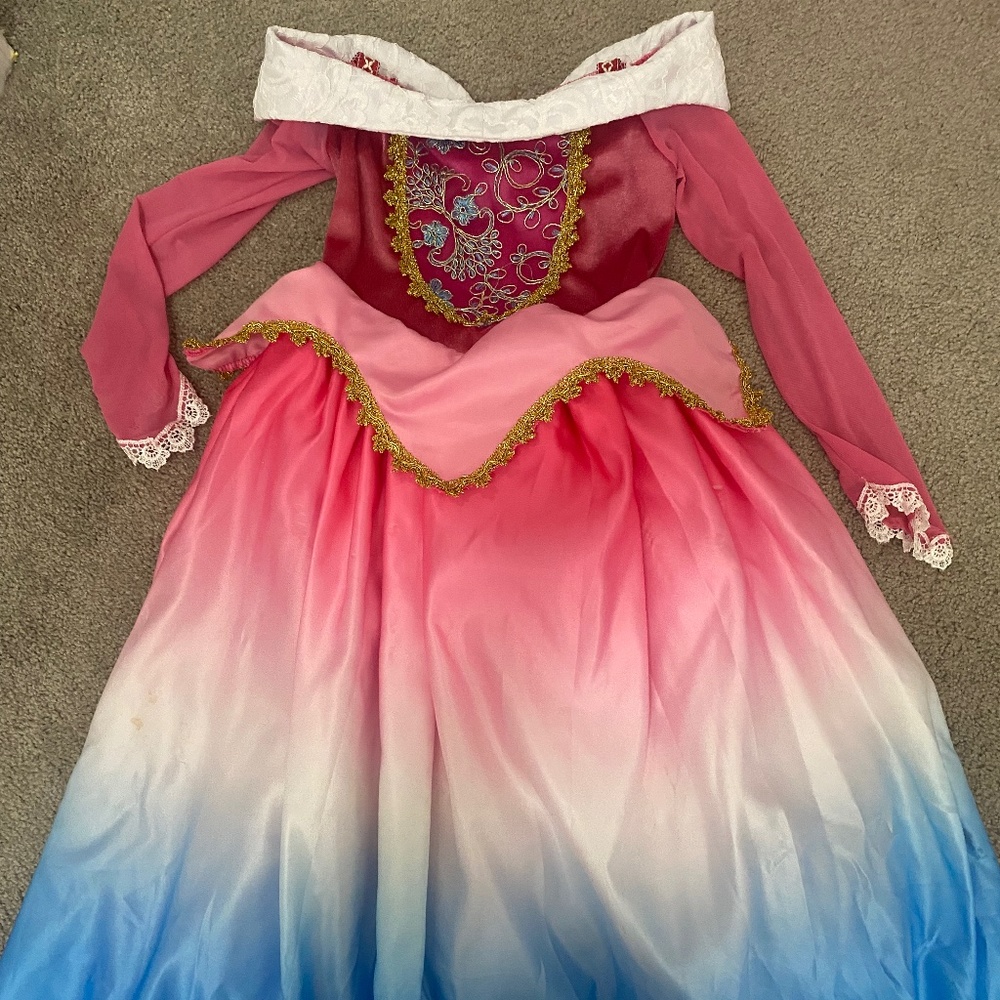Disney Aurora Costume - Dress and Cape - Size 6/7